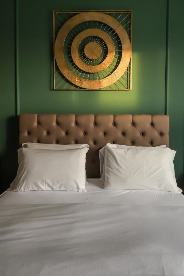 The Carob Tree Bed & Breakfast วิกตอเรีย ภายนอก รูปภาพ
